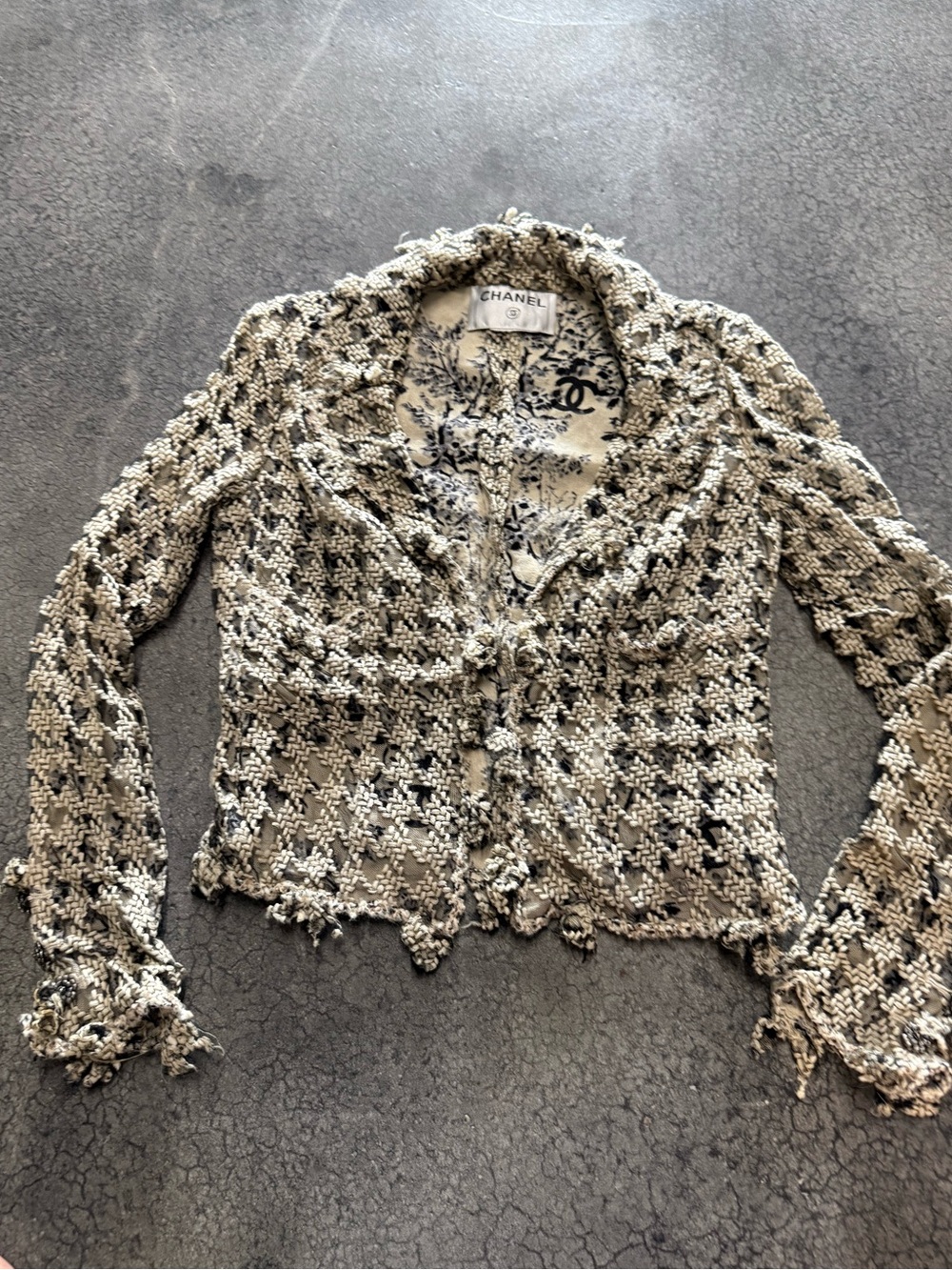 CHANEL Vintage Black & Beige Tweed Bouclé Jacket